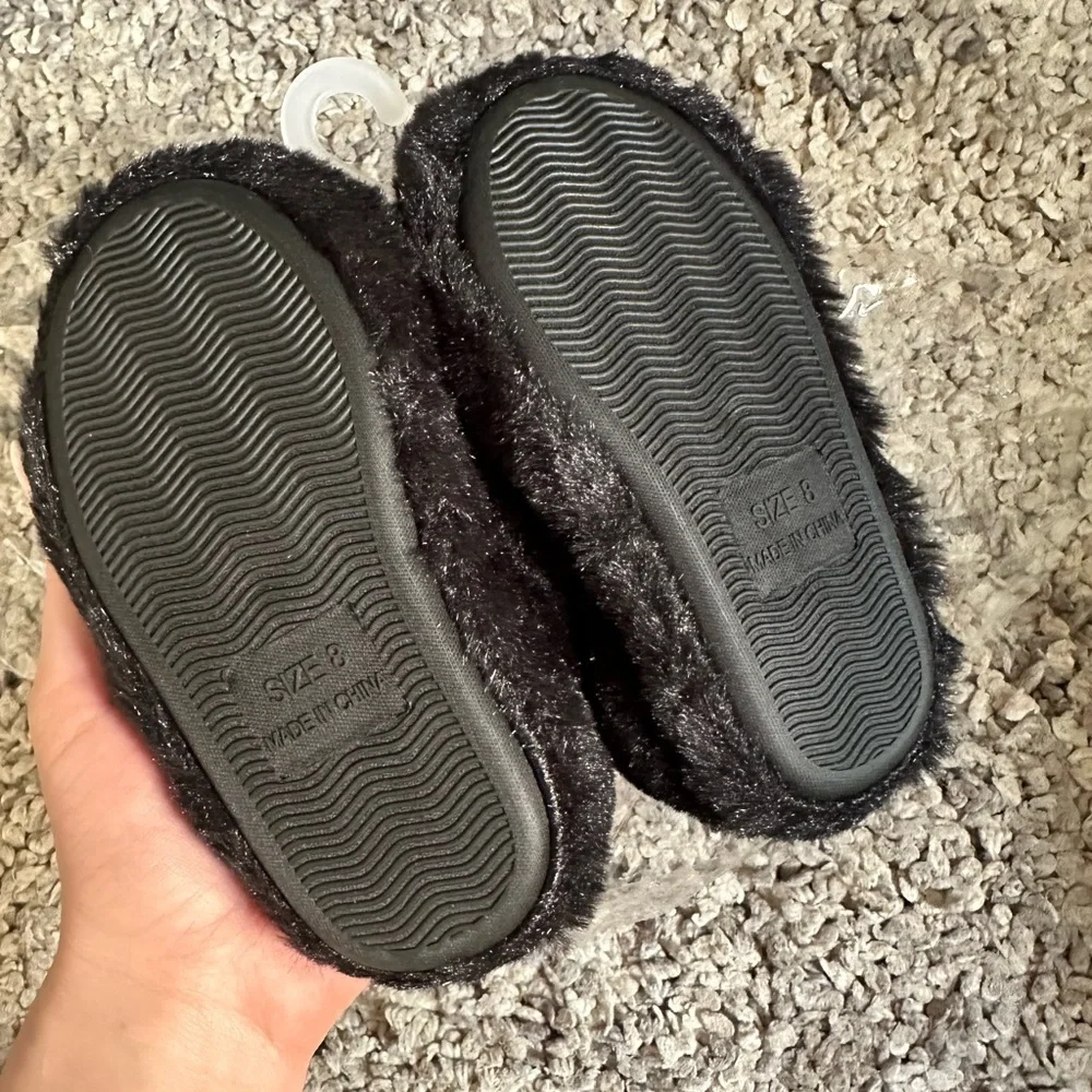 Toddler monster slippers